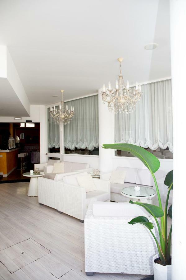 Hotel Iva Діано-Марина Екстер'єр фото